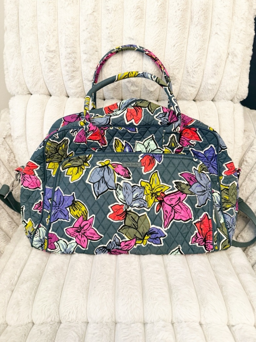 Vera Bradley Falling Flowers pattern quilted travel duffle bag
